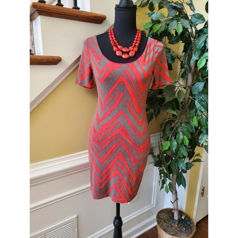 Love Notes ~ Size Small ~ Unique Print Dress